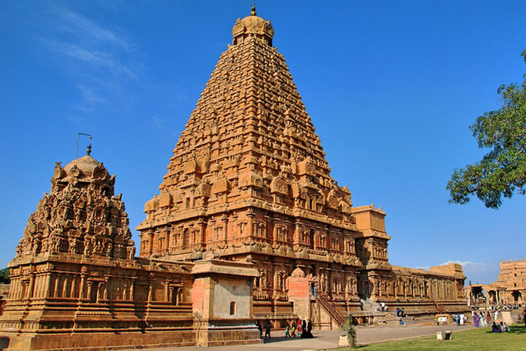 tanjore-temple.jpg